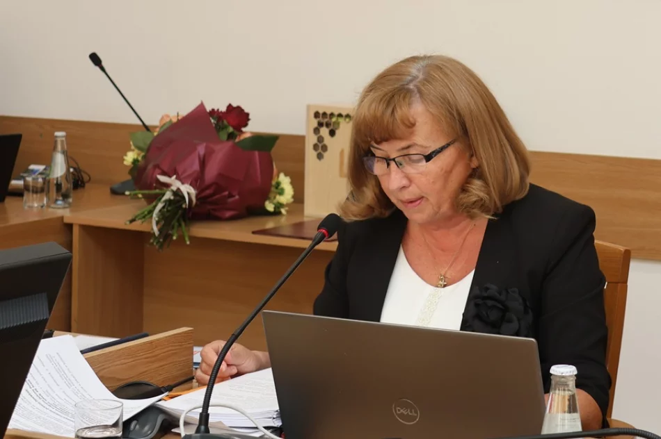 Absolutorium i wotum zaufania dla Burmistrz Miasta Limanowa! - zdjęcie 18
