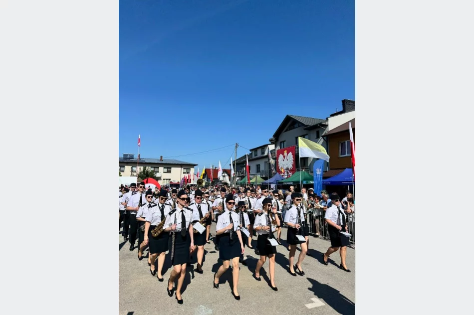 Orkiestra z Limanowszczyzny wystąpiła na festiwalu orkiestr  - zdjęcie 11