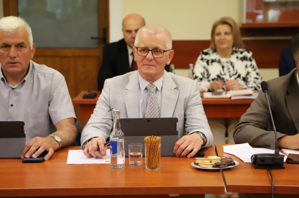 JEDNOGŁOŚNE ABSOLUTORIUM ZA 2024 ROK DLA WÓJTA GMINY LIMANOWA - zdjęcie 20
