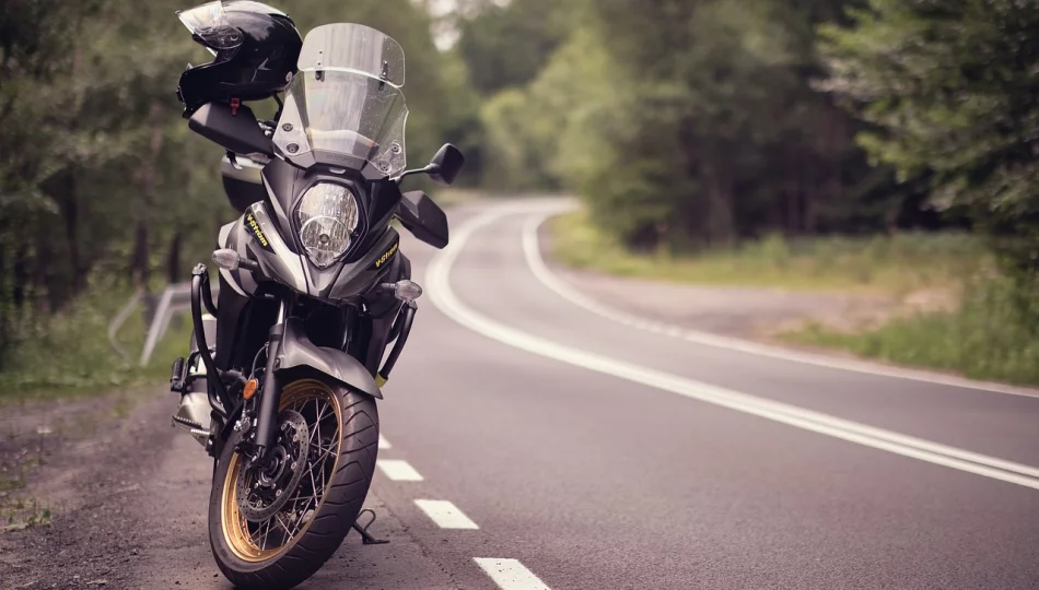 Motocykl to wolność i pasja – zadbaj o bezpieczeństwo jazdy i odpowiednią ochronę - zdjęcie 1