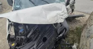 Groźny wypadek, kierowca miał wypaść z pojazdu - jest w ciężkim stanie - zdjęcie 3