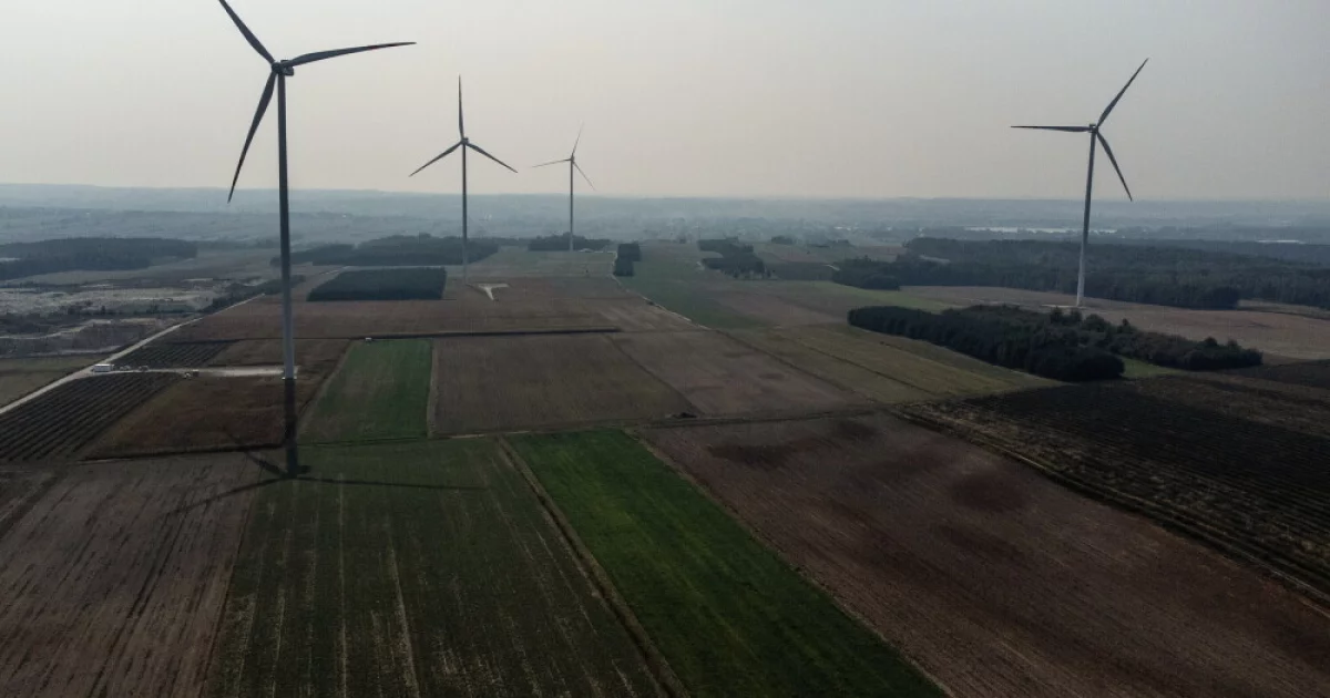 Ustawa wiatrakowa i przedłużenie mrożenia cen prądu