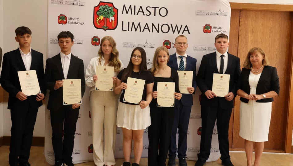 Limanowa rozpoczyna nowy rozdział! Inauguracja Młodzieżowej Rady Miasta - zdjęcie 1