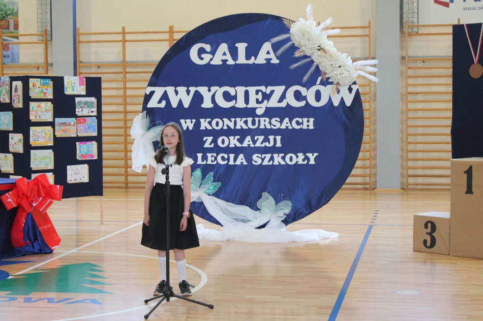Gala Zwycięzców – święto 60-lecia Szkoły Podstawowej Nr 3 - zdjęcie 12