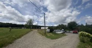 Nie żyje młode małżeństwo, 3 postrzelona osoba w ciężkim stanie. Trwa obława za sprawcą, prawdopodobnie jest uzbrojony (ZDJĘCIA, WIDEO) - zdjęcie 5