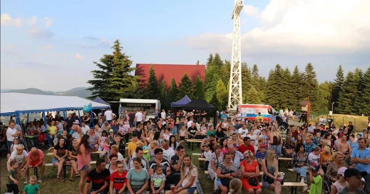 Jak co roku sezon turystyczny rozpocznie się na górze Paproć
