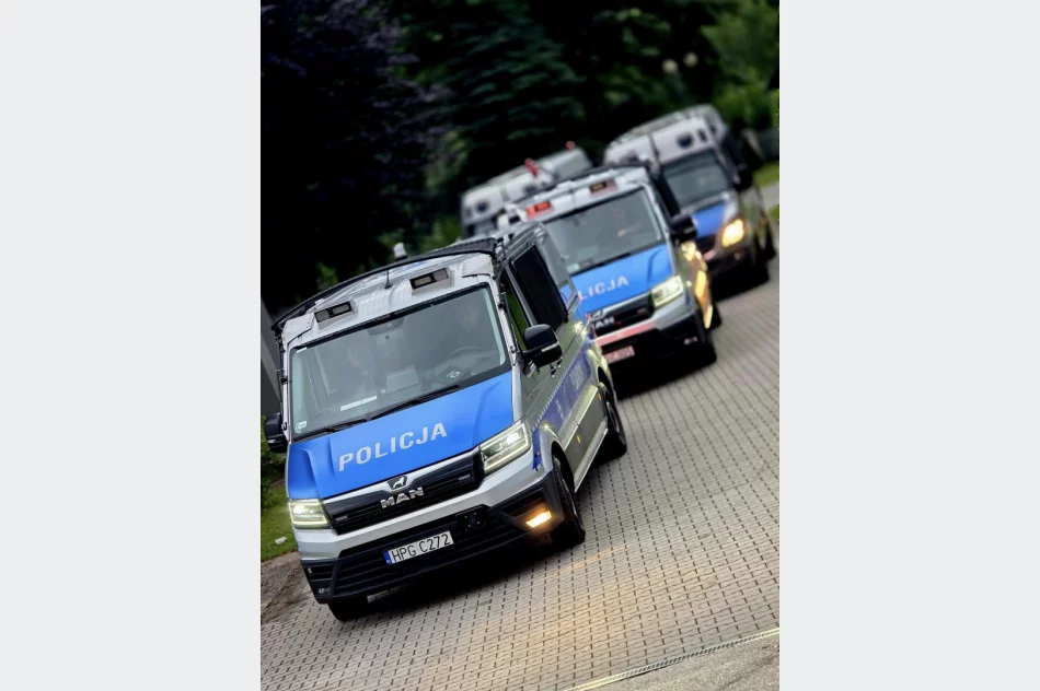 Strzelanina - noc i drugi dzień poszukiwań Tadeusza Dudy. Black Hawk znów w powietrzu - zdjęcie 2