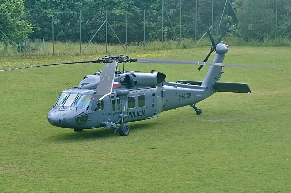 Strzelanina - noc i drugi dzień poszukiwań Tadeusza Dudy. Black Hawk znów w powietrzu - zdjęcie 14