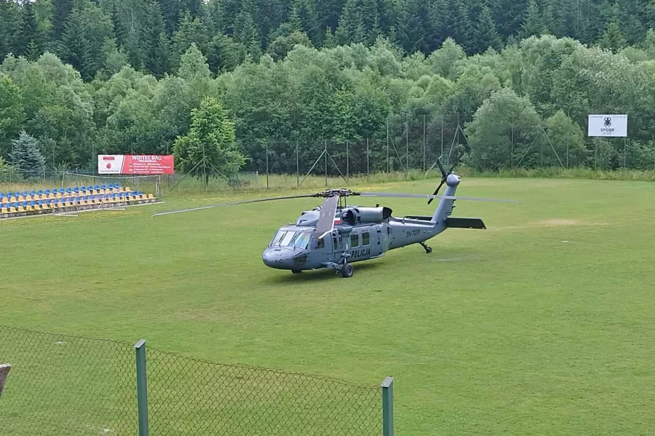Strzelanina - noc i drugi dzień poszukiwań Tadeusza Dudy. Black Hawk znów w powietrzu - zdjęcie 15