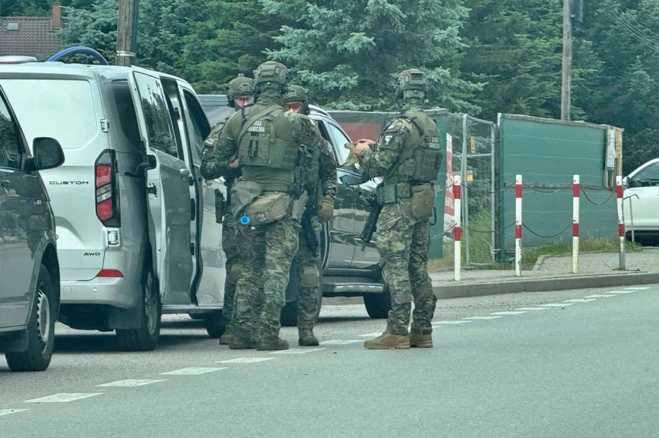 Policja: poranny alarm wywołały petardy - zdjęcie 3