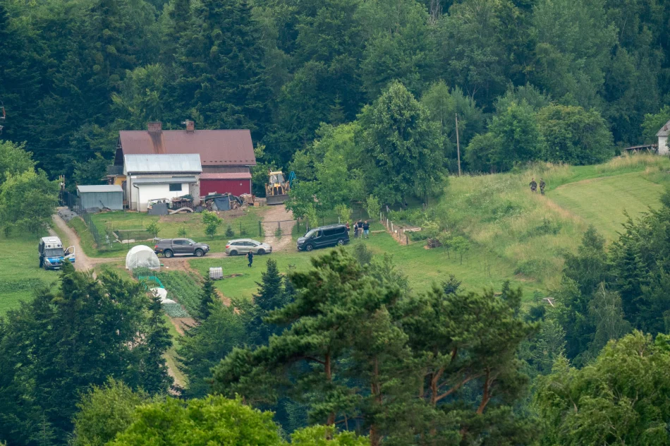 Poniedziałek: teren poszukiwań to 200 hektarów. Wpis policji w sprawie Bayraktar - zdjęcie 4