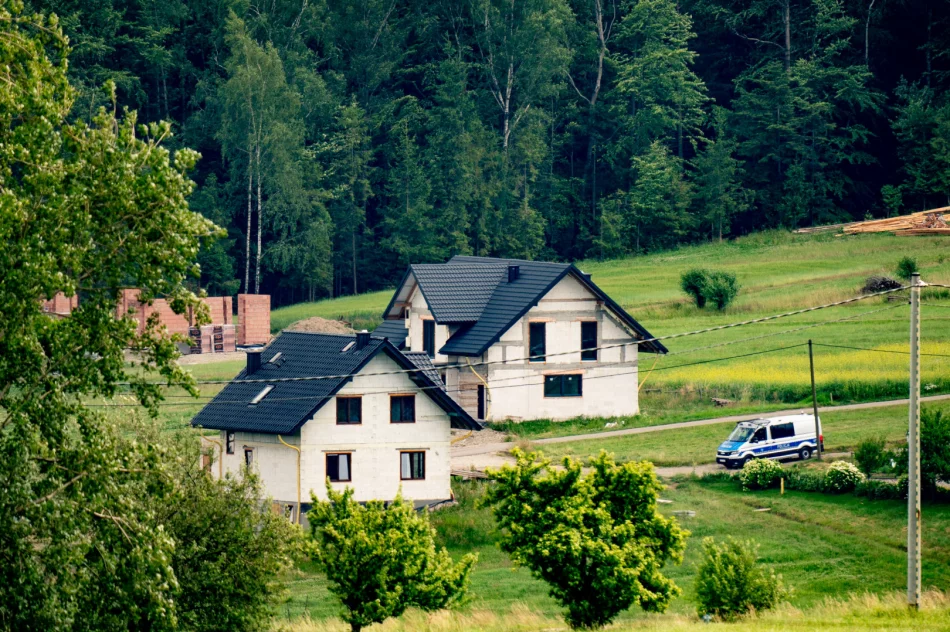 Poniedziałek: teren poszukiwań to 200 hektarów. Wpis policji w sprawie Bayraktar - zdjęcie 12