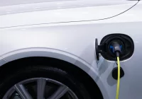 Czy warto inwestować w auto elektryczne w Polsce? - zdjęcie główne