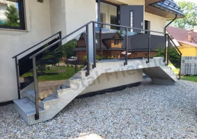 Bramy, balustrady,zadaszenia,schody-stal czarna i aluminium - Zdjęcie główne