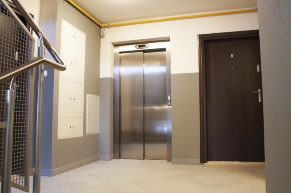 Mieszkanie do sprzedania - Osiedle Nad Parkiem + 2 garaże podziemne. - zdjęcie 8