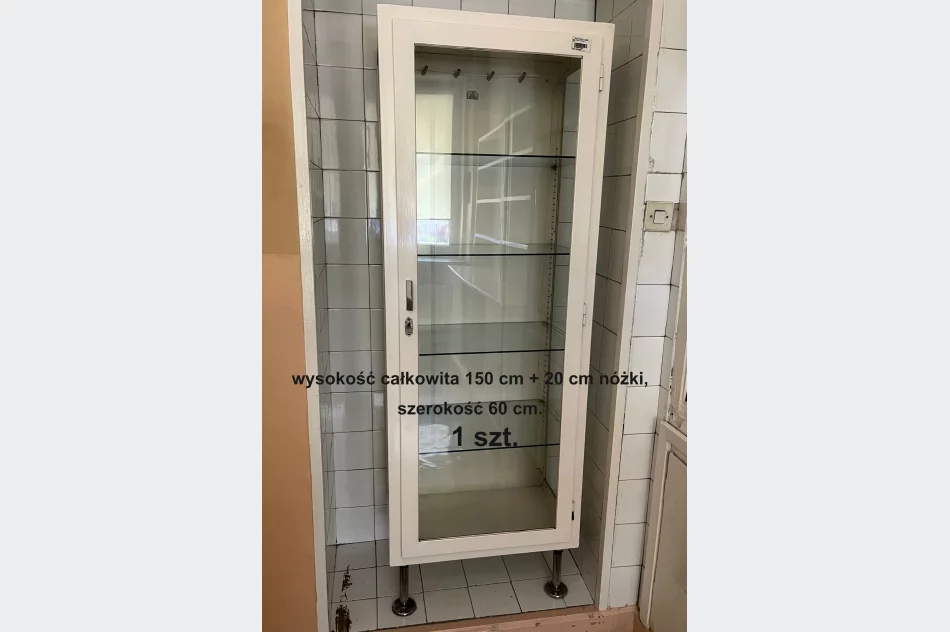 Szpital wystawił na sprzedaż zabytkowy sejf z 1911 roku - zdjęcie 7