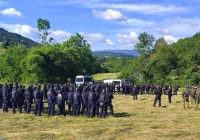 Policja: Koszty operacji w Starej Wsi są liczone - zdjęcie główne