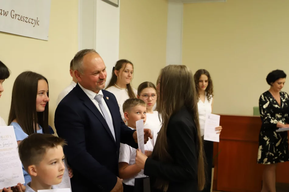 Uczniowie i nauczyciele podsumowali rok szkolny - zdjęcie 15