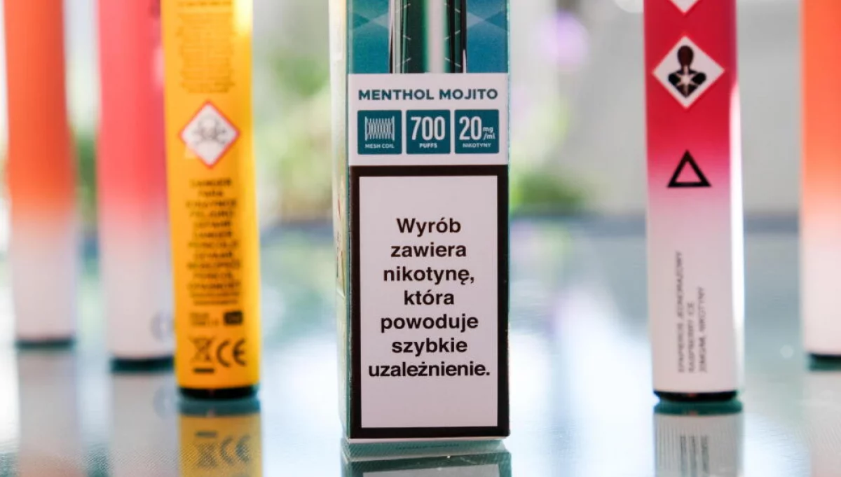 Nowe zakazy dotyczące sprzedaży e-papierosów i palenia