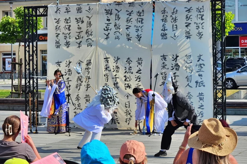 Spektakl koreańskiej grupy na otwarcie ULICA Festival (ZDJĘCIA) - zdjęcie 8