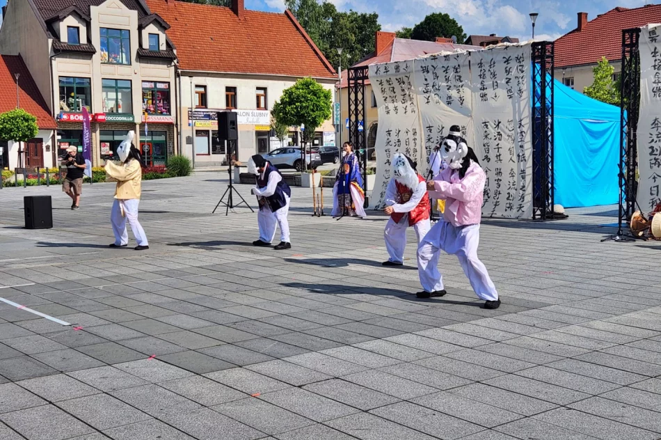 Spektakl koreańskiej grupy na otwarcie ULICA Festival (ZDJĘCIA) - zdjęcie 19