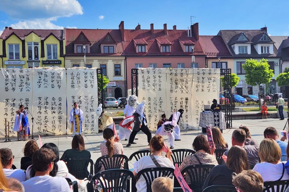 Spektakl koreańskiej grupy na otwarcie ULICA Festival (ZDJĘCIA) - zdjęcie 20
