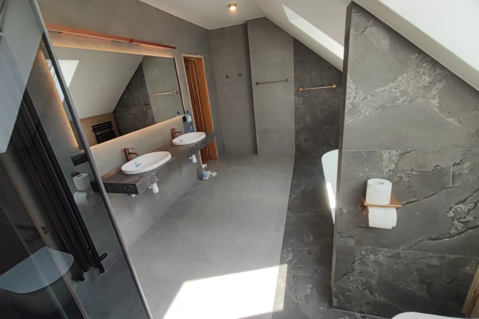 Wykończenia wnętrz - zdjęcie 2