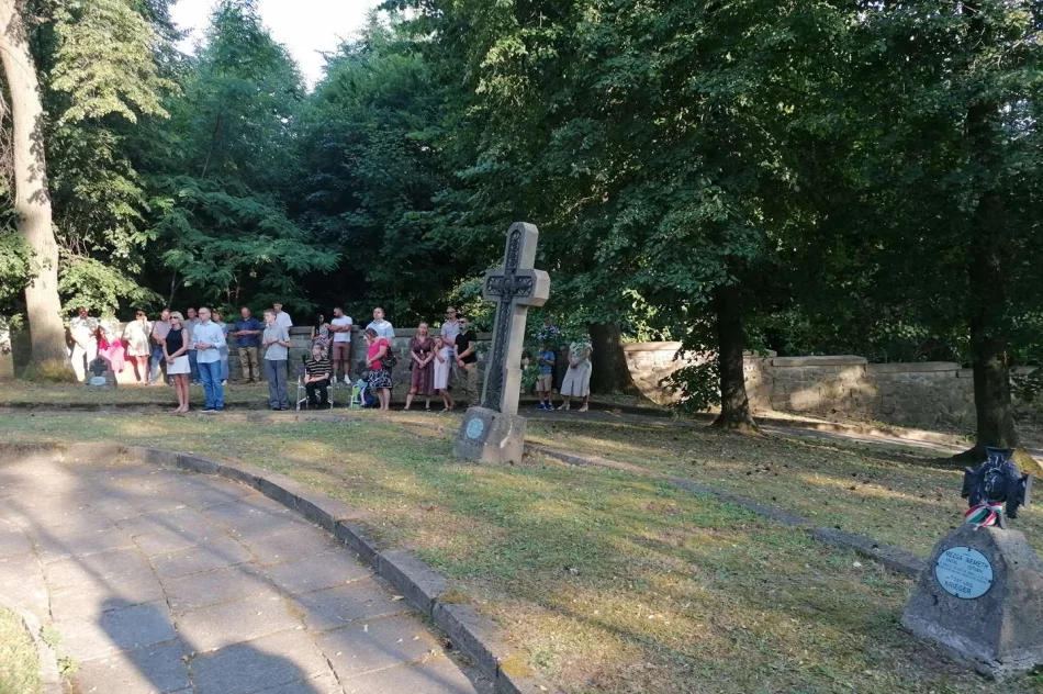 Na Jabłońcu odbyła się tradycyjna lipcowa Msza Święta - zdjęcie 2