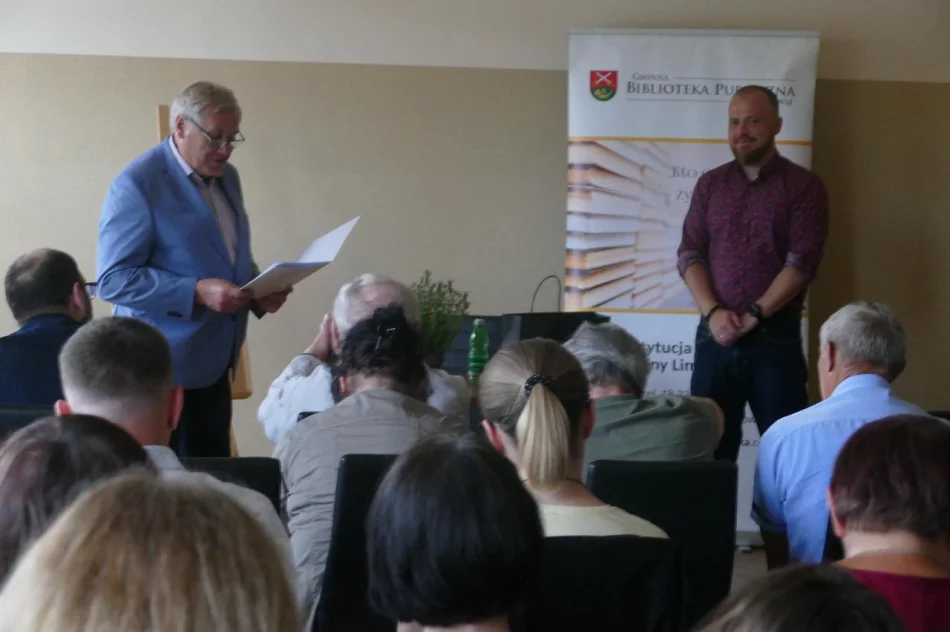 Wojciech Chmielarz w Bibliotece w Pisarzowej - zdjęcie 6
