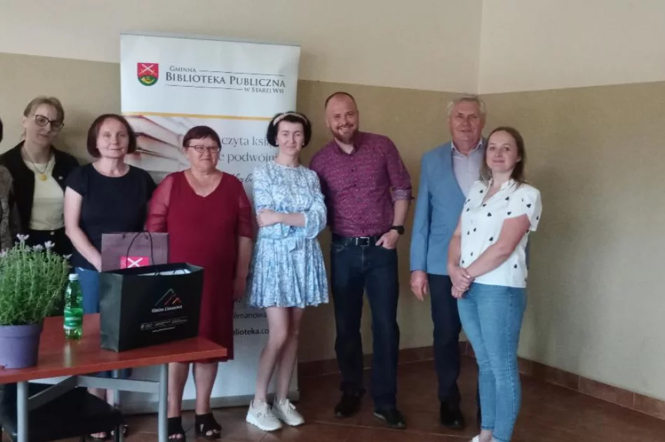 Wojciech Chmielarz w Bibliotece w Pisarzowej - zdjęcie 7