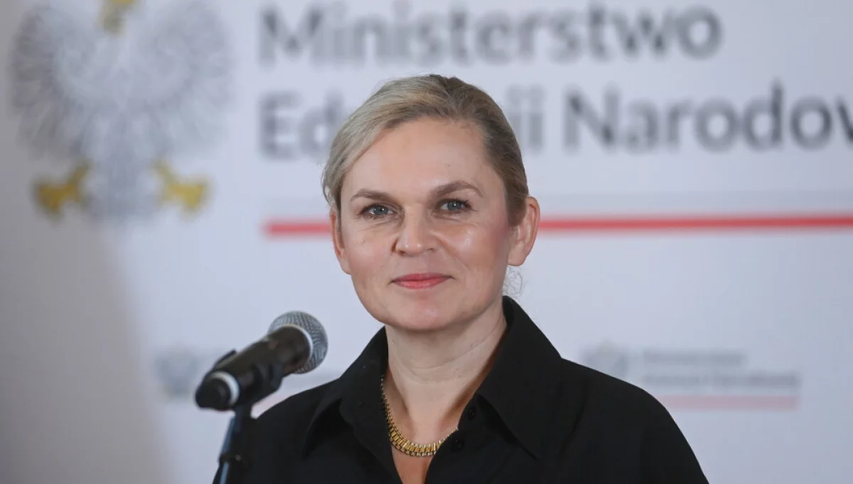 Nowacka: reforma edukacji wejdzie do szkół podstawowych w 2026 r., a do średnich w 2027 r.