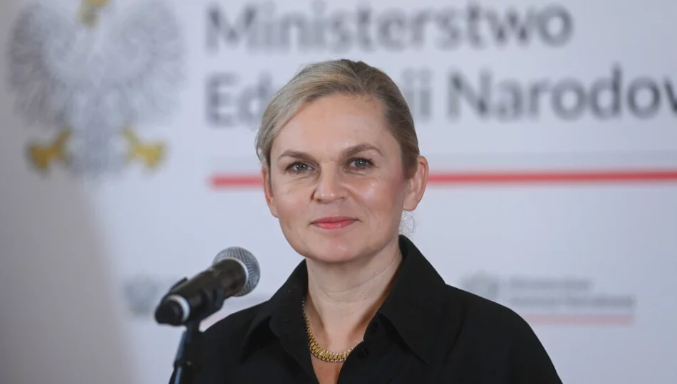 Nowacka: reforma edukacji wejdzie do szkół podstawowych w 2026 r., a do średnich w 2027 r. - zdjęcie 1
