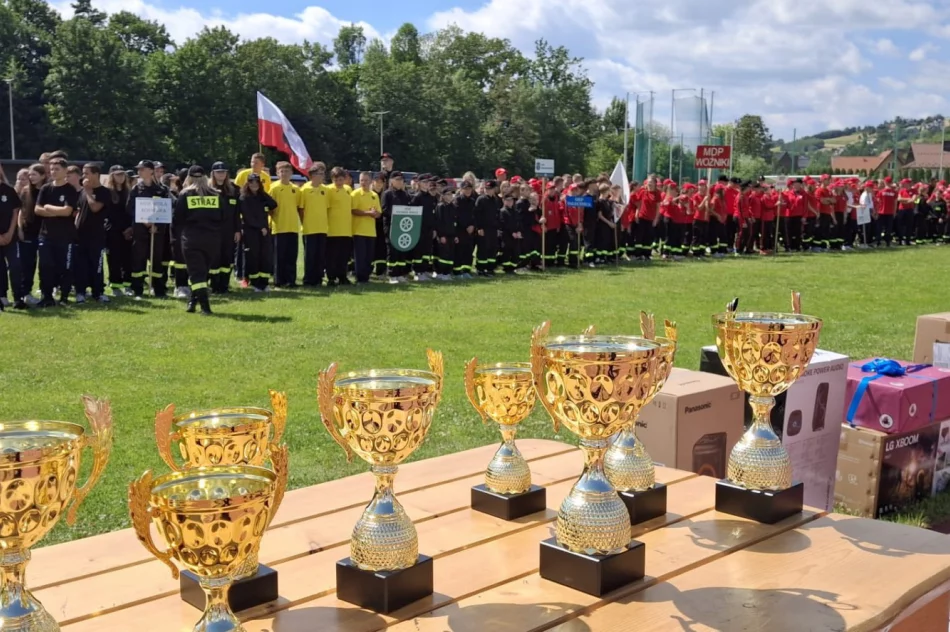 Rywalizowały najlepsze drużyny strażackie - zdjęcie 9