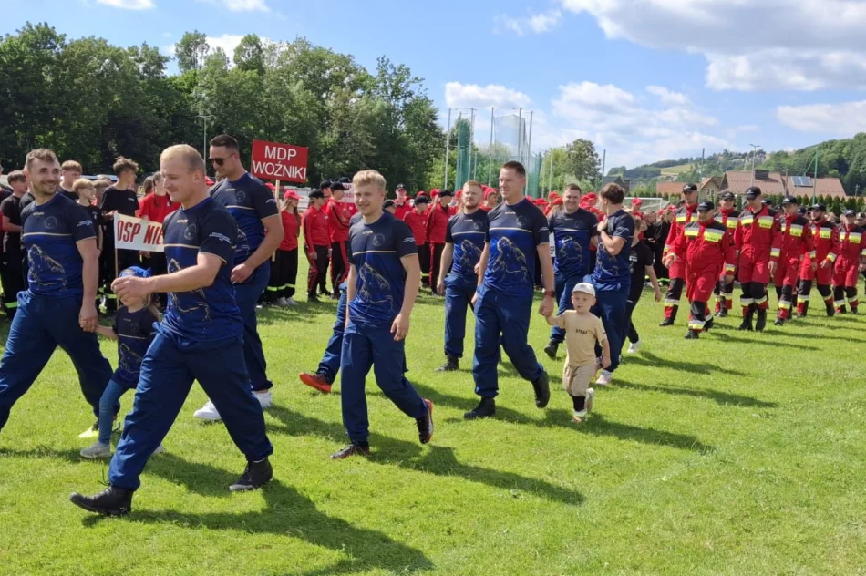 Rywalizowały najlepsze drużyny strażackie - zdjęcie 13