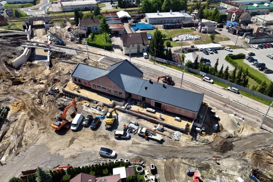 Małopolska zyska nowoczesną kolej dzięki środkom z KPO - zdjęcie 3
