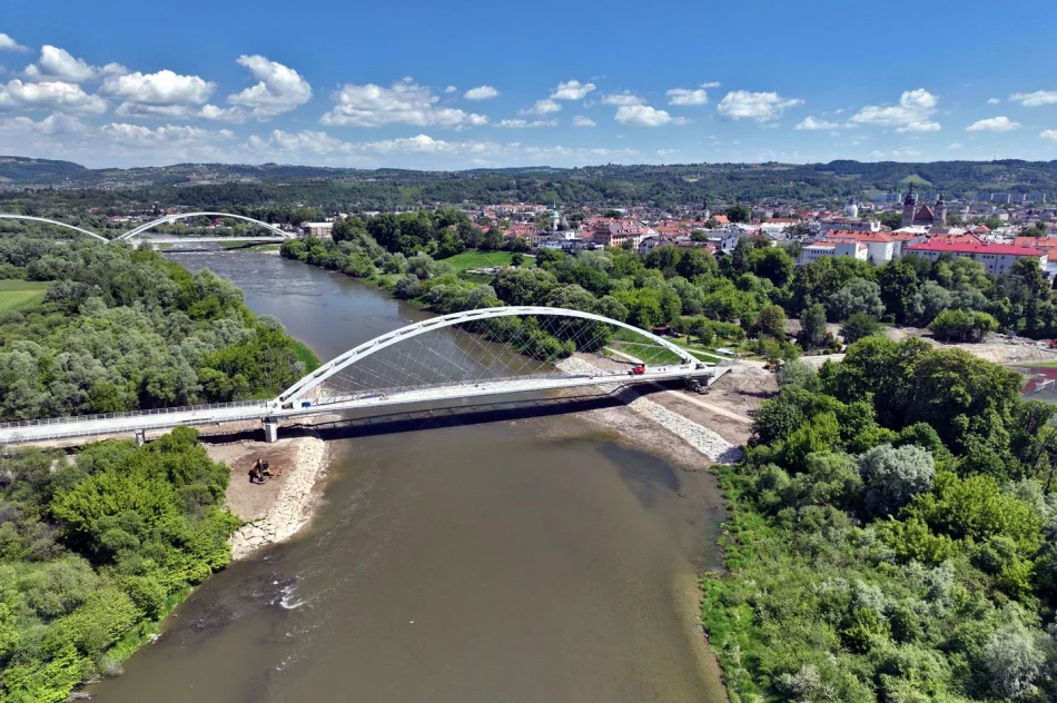 Małopolska zyska nowoczesną kolej dzięki środkom z KPO - zdjęcie 4