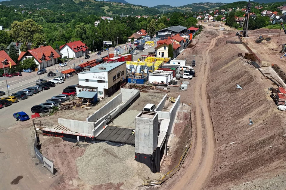 Małopolska zyska nowoczesną kolej dzięki środkom z KPO - zdjęcie 6