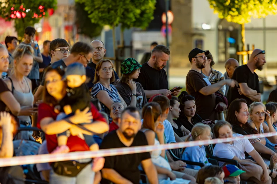 Teatr Ognia Mandragora w ramach 38. ULICA Street Theatre Festival - zdjęcie 19