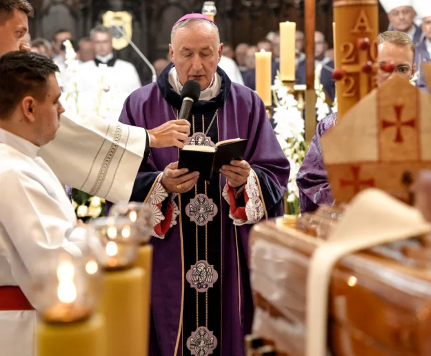 "Dobre czyny idą za nim przed Boży tron" - zdjęcie główne