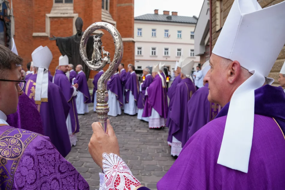 "Dobre czyny idą za nim przed Boży tron" - zdjęcie 2