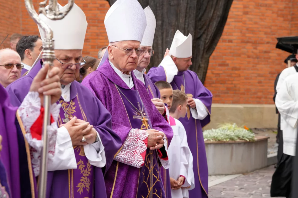 "Dobre czyny idą za nim przed Boży tron" - zdjęcie 7