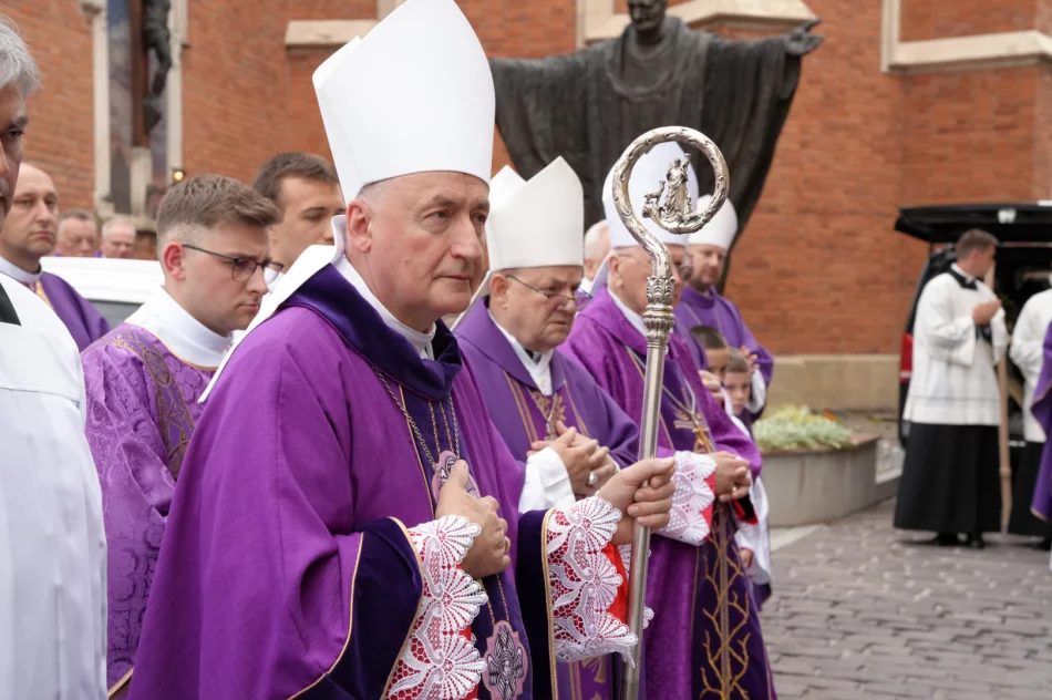 "Dobre czyny idą za nim przed Boży tron" - zdjęcie 8