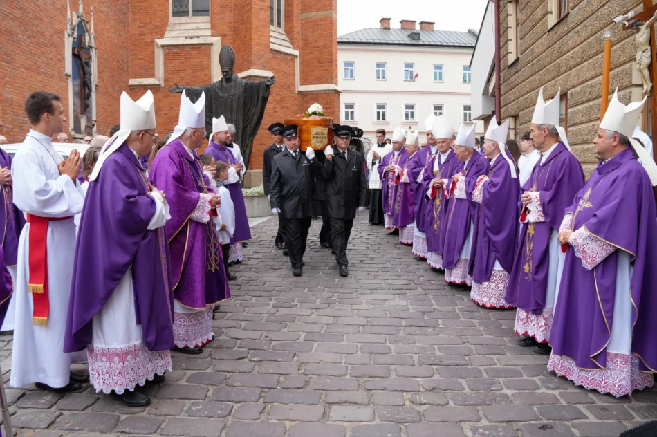 "Dobre czyny idą za nim przed Boży tron" - zdjęcie 10