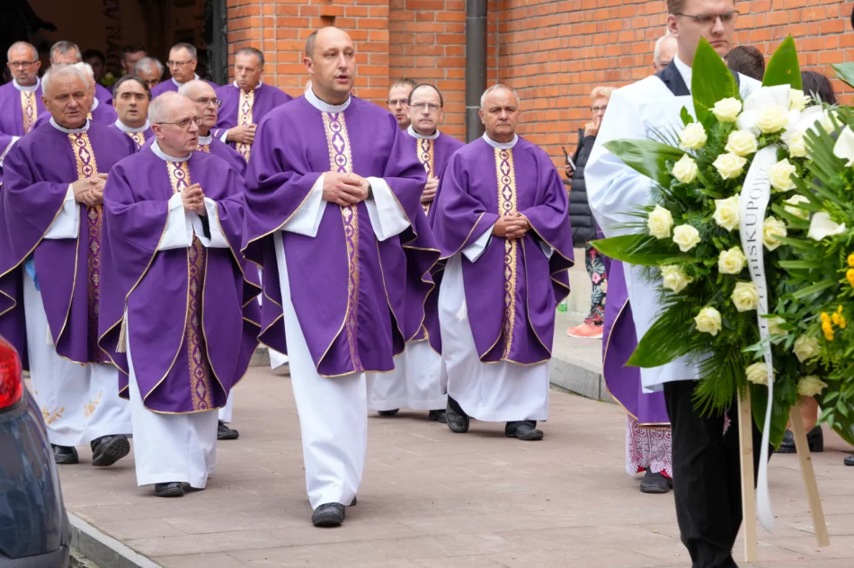 "Dobre czyny idą za nim przed Boży tron" - zdjęcie 15