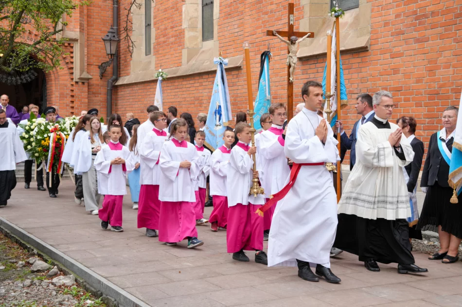 "Dobre czyny idą za nim przed Boży tron" - zdjęcie 16