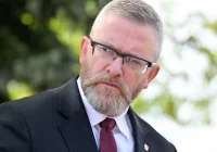 Sprawą wypowiedzi Grzegorza Brauna zajmie się pion śledczy IPN - zdjęcie główne
