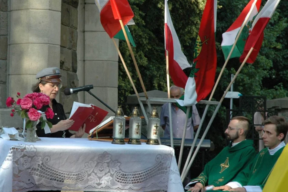 Eucharystia na Jabłońcu odprawiona zgodnie z tradycją - zdjęcie 13