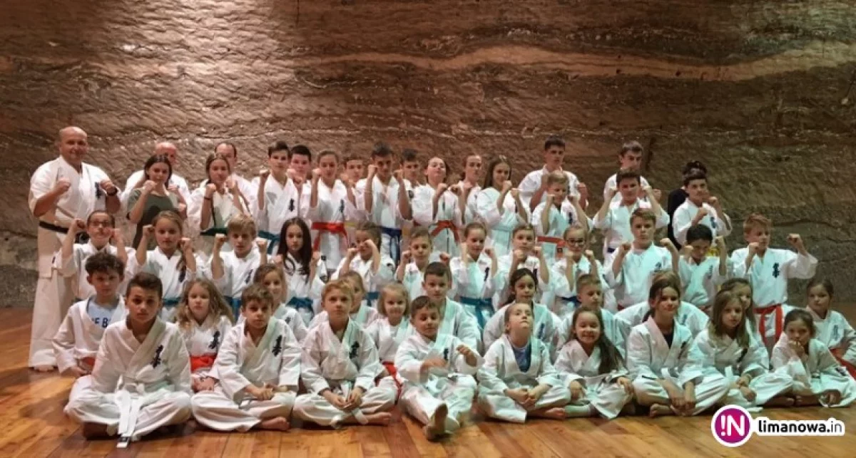 Limanowscy karatecy podsumowali udany rok. Ponad sto medali na koncie.