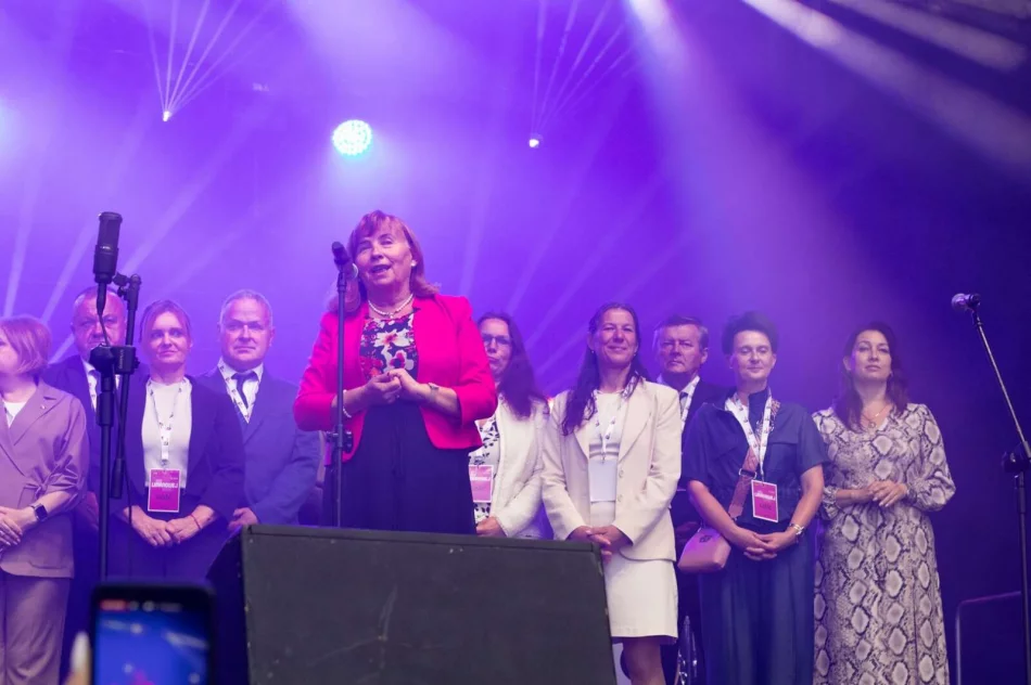 Delegacje z miast partnerskich gościły w Limanowej - zdjęcie 16