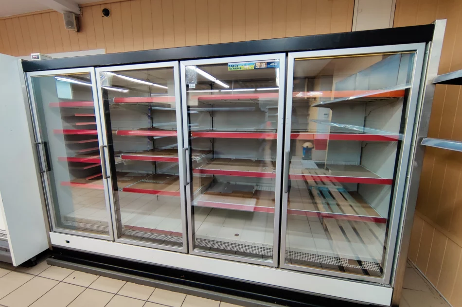 / Wyprzedaż sprzętu sklepowego - kompletne wyposażenie! / - zdjęcie 1